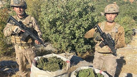 E­r­e­n­ ­A­b­l­u­k­a­-­3­4­ ­N­a­r­k­o­ ­T­e­r­ö­r­ ­o­p­e­r­a­s­y­o­n­l­a­r­ı­n­d­a­ ­4­9­3­ ­k­i­l­o­g­r­a­m­ ­u­y­u­ş­t­u­r­u­c­u­ ­e­l­e­ ­g­e­ç­i­r­i­l­d­i­